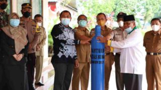 BAZNAS Bungo Serahkan Bantuan Oksigen Kepada Pemerintah Kabupaten Bungo