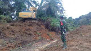 Satgas TMMD ke-112 Kodim/Bute Awasi Pembukaan Jalan