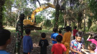 Satgas TMMD Kodim 0416 BUTE,Obati Kerinduan Anak Akan Cerita Dongeng