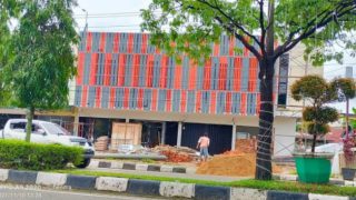 Diminta Keterangan Izin Pihak Pizza Hut Bungo Malah Bungkam Ada Apa??