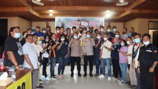 Kapolres Bungo Rayakan HPN Bersama Insan Pers dan Beri Penghargaan Kepada Organisasi Pers