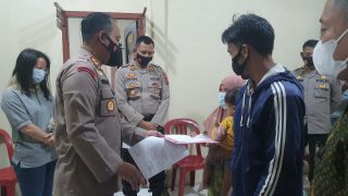Kapolres Bungo Gelar Mediasi Perkara Keadilan Terhadap Kasus Penipuan Yang Dilakukan Seorang Ibu Rumah Tangga