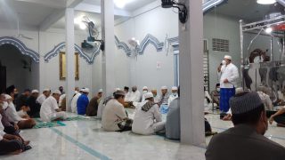 Basuh Berjamaah di Masjid Al-Muhajirin Bupati Bungo:Mari Kita Makmurkan Masjid
