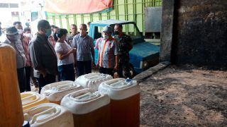 Pastikan Stok Sembako Cukup,Bupati Bungo Bersama Unsur Forkopimda Sidak Gudang Sembako