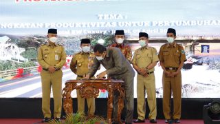 Bupati Bungo Teken Kesepakatan Hasil Musrenbang RKDP 2023 ,Runway Bandara Muara Bungo Bakal Ditambah