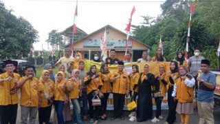 Rajut Kebersamaan,Pengurus DPC Partai Hanura Bungo Bersama Ketua DPD Provinsi Jambi Bagi Takjil Gratis Serta Buka Puasa Bersama