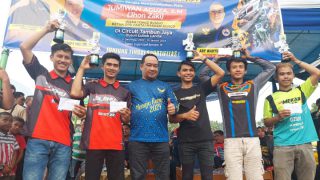 Rebut Piala Jumiwan Aguza,Ribuan Penonton Padati Kejuaraan Sumatra Open Grasstrack dan Motorcross Disirkuit Tambun Jaya Lubuk Landai