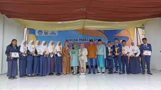 Luar Biasa SMPN 1 Pelepat Ilir Borong Piala, Sekaligus Raih Juara Umum Pada Event SMANAM EXPO 2023