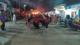 Sambut Hari Raya Idul Fitri 1444 H,Ratusan Warga Dusun Senamat Gelar Pawai Obor dan Takbir Keliling