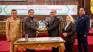 DPRD Bungo Melaksanakan Rapat Paripurna Penyampaian Nota Pengantar Ranperda Tentang Pertanggungjawaban Pelaksanaan APBD TA 2022