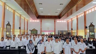 Bupati Bungo H.Mashuri Serahkan SK 185 PPPK Formasi Guru