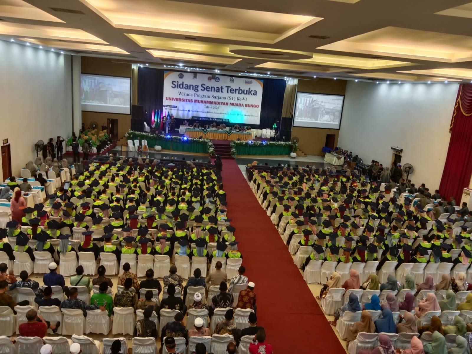 Gelar Wisuda Angkatan Ke VI Tahun 2023,Kampus UMMUBA Bungo Luluskan 313 ...