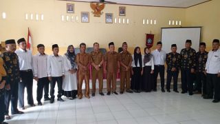 Resmi Lantik 3 Perangkat Desa Dusun Sungai Mancur,Ini Harapan Rio Kepada Perangkat Yang Baru Dilantik