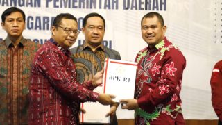 Raih Opini WTP 5 Tahun Berturut-turut Pemerintah Kabupaten Bungo Kembali Terima Penghargaan Dari BPK RI Jambi