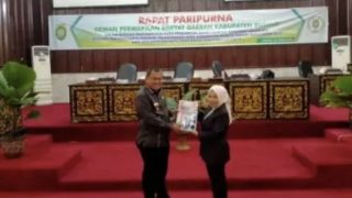 Ketua DPRD Bungo Pimpin Rapat Paripurna,Penyampaian Nota Pengantar Ranperda dan Pertanggungjawaban APBD