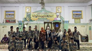 Hj Elza Kurniawati Hadiri Undangan Maulid Nabi Muhammad SAW di Dusun Tanjung Agung