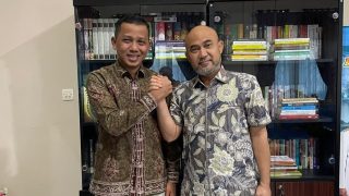 Apri Tegaskan Berjuang Bersama Dedy-Dayat
