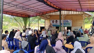Anggota DPRD Fraksi PKB Rosmala Dewi dan Relawan Siap Jemput Kemenangan Dedy-Dayat