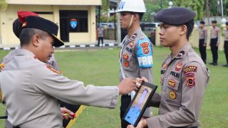 Kapolres Bungo Pimpin Upacara PTDH In Absentia 1 Personel Polres Bungo