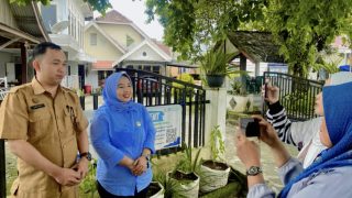 Penyaluran Bansos Diduga Tidak Tepat Sasaran,Anggota DPRD Bungo Riana Minta Dinas Sosial Kroscek Langsung Kelapangan