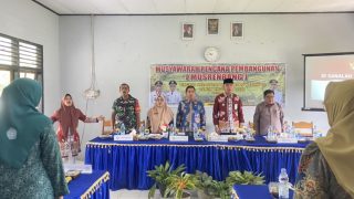 Buka Musrenbang Tingkat Kecamatan Muko-muko Bathin VII,Camat Septian Arifin Harap Lakukan Koordinasi Tentukan Program Prioritas