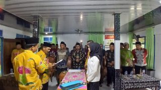 Resmi Lantik Kasi Pemerintahan Dusun Ujung Tanjung,Ini Harapan Rio Kepada Perangkat Dusun Yang Baru Dilantik