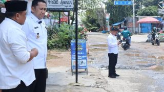 Bupati  Merangin H M Syukur Tinjau Jalan Rangkayo Hitam Kota Bangko