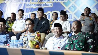 Gubernur Al Haris Ikuti Zoom Meeting Dengan Panglima TNI dan Kapolri, Pastikan Jambi Kondusif Selama Idul Fitri