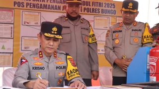 Kapolres Bungo Dampingi Kapolda Jambi Kunjungi Pospam Idul Fitri Dijalinsum Dusun Sirih Sekapur Jujuhan