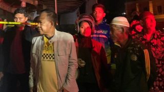 Turut Berduka Atas Terbakarnya Toko Galeri Furniture, Wabup H Abdul Khafidh Tinjau Lokasi Kejadian