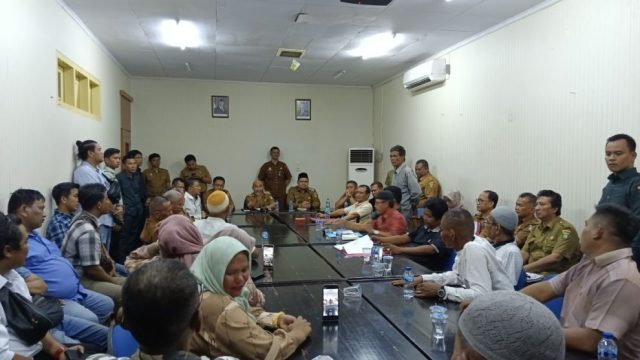 Usai Didemo Warga, Terbukti Selewengkan Dana  Desa Bupati Bungo Akan Memberhentikan Rio Pedukun