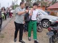Bupati Merangin H M Syukur Antar Anak Ke Sekolah