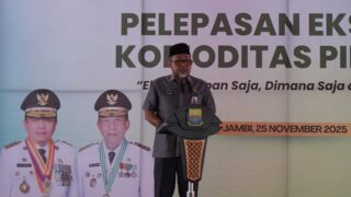 Sekda Sudirman Lepas Ekspor Pinang 36 Ton Ke Bangladesh Senilai Rp 1.3 Miliar Bentuk Sinergi Pemerintah, Swasta dan Petani Untuk Peningkatan Ekspor Jambi