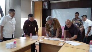 Disaksikan Oleh Gubernur Jambi, Bupati Bungo Teken MOU Bersama Lion Group