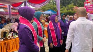 Hj.Asnidar Ketua TP Posyandu Dusun Empelu Terpilih Mewakili Kecamatan Tanah Sepenggal Ikuti Gebyar Posyandu 6 SPM Bidang Kesehatan Sekaligus Launching Inovasi “Canting Bungo Terbaru”