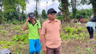 Tradisi Tahunan Sambut Datangnya Bulan Suci Ramadhan, Pemdus Tanah Tumbuh Bersama Warga Gotong Royong Bersihkan Pemakaman Umum Kampung Bulim